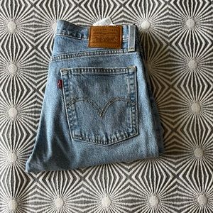 NWOT Levi’s Wedgie Jeans